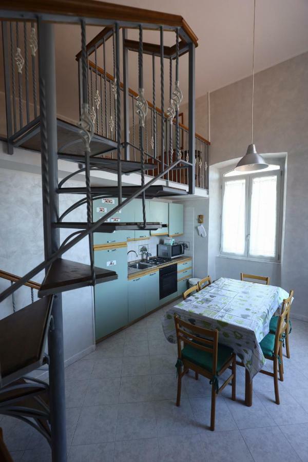 Laura House Apartment Naples Exterior photo